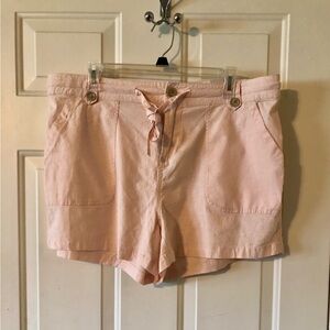 NWT Torrid Women’s Linen Shorts in Peach/Pink Size 14